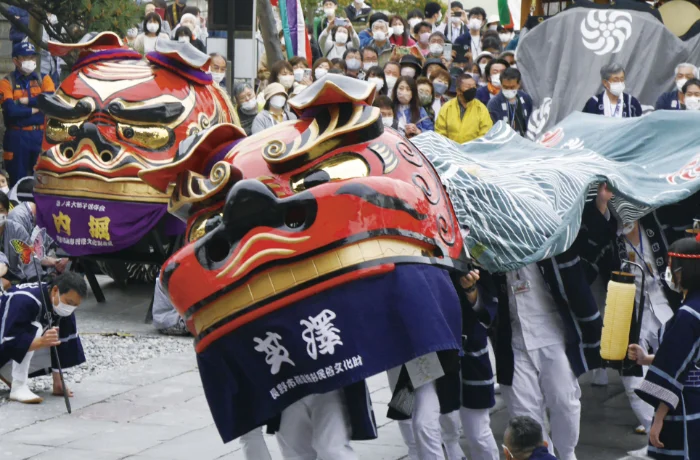 篠ノ井大獅子奉納の写真